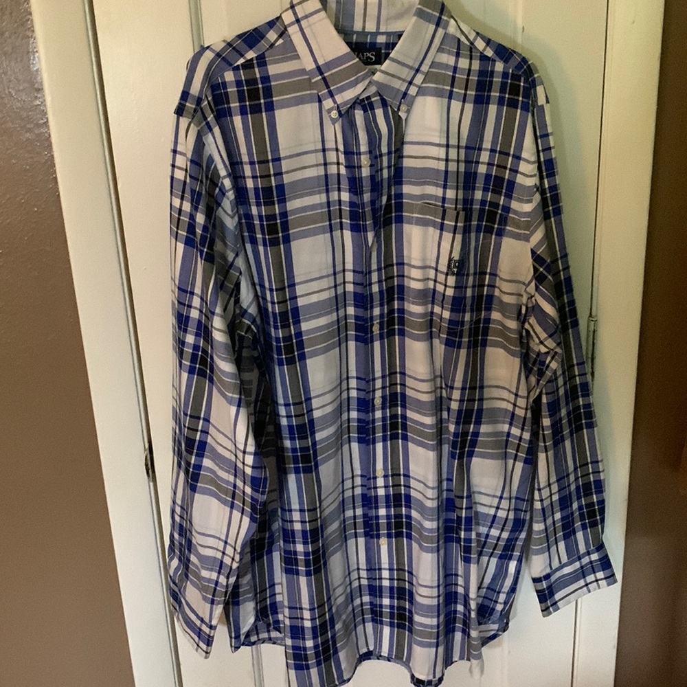 Chaps dress shirt button down collar. Size L Tall NWT